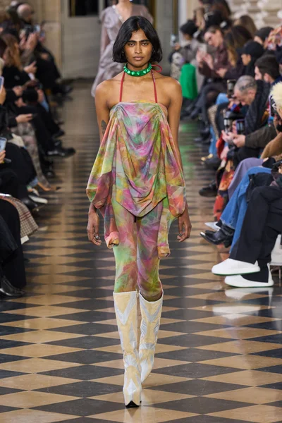 Look 57